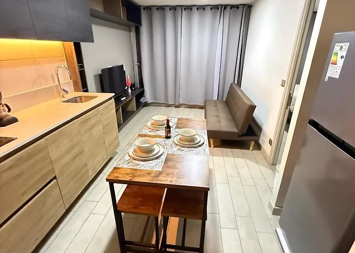Air Conditioning Beautiful Downtown Apartment Santiago de Chile
