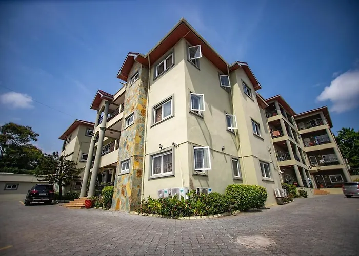 Spacious 2Bedroom Apartment Akkra