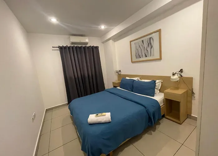 Kings Luxury 2 Bedroom At Gallery Akkra