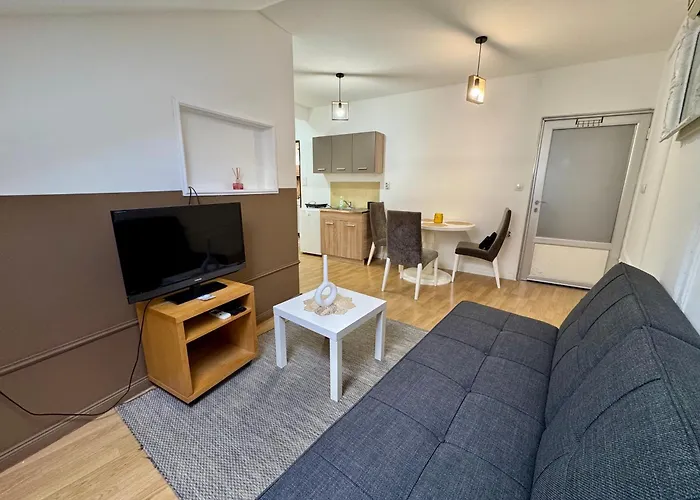 Riseup Apartman Ni