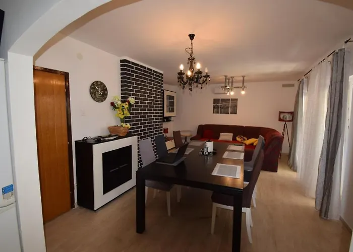 Apartman Vili By Villas Guide Banjol