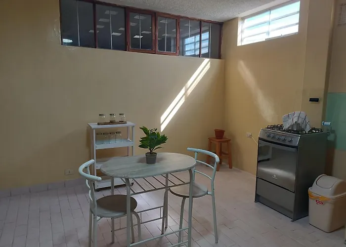Departamento Amoblado En Primer Piso 200 Mts A Tu Disposicion Con Todos Los Servicios Tacna