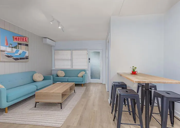 Sleeps 4 Priv. Courtyard Walk To Beach Perth