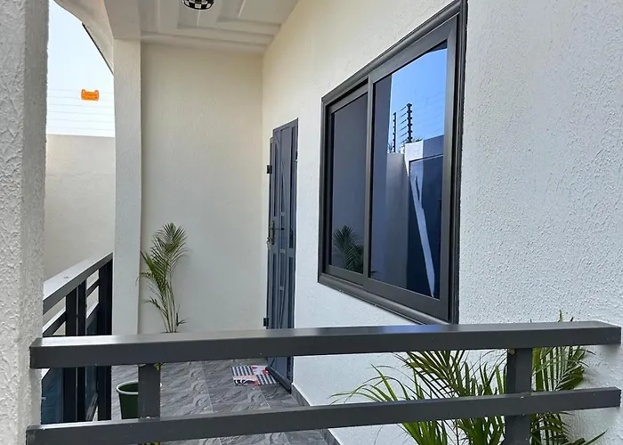 Appartement De Haut Standing Avec Balcon Cotonou
