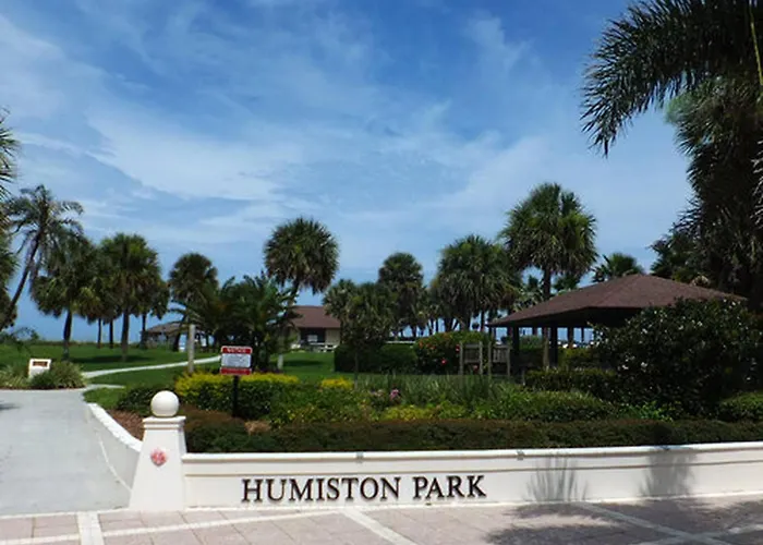 Cozy Private Apartment In Vero Beach With Garden View