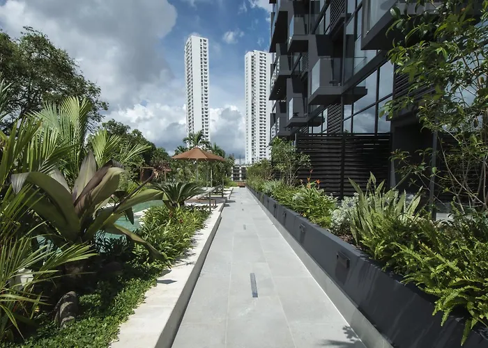 Bright Haven Stylish 1-Bedroom Retreat In Historic Casco Viejo Panama Stadt