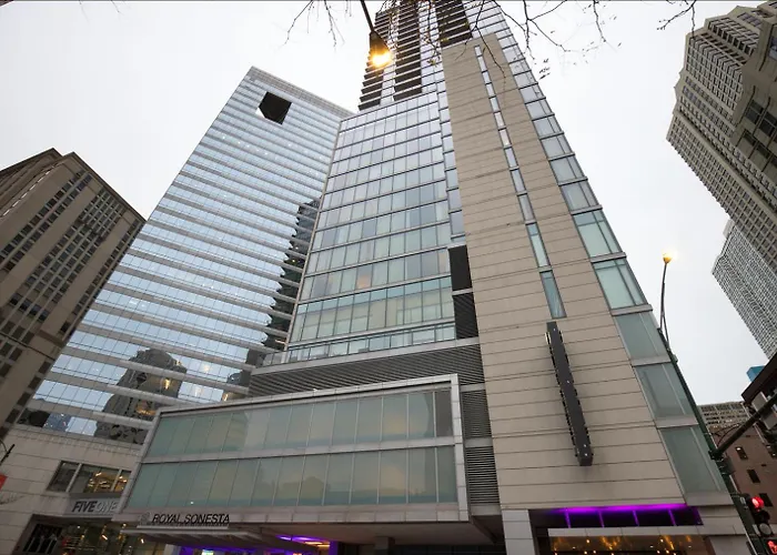 Blueground River North Pool Gym Nr Mile Chi-1144 Chicago