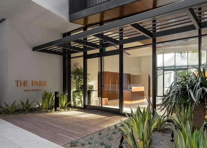 Pearl Coast - Modern 2Br With Rooftop Pool & Views Los Angeles