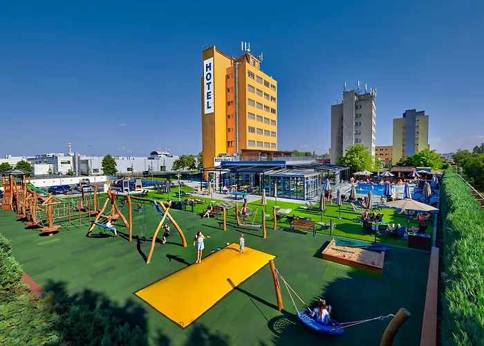 Hotel Aura Design&Garden Pool Prag