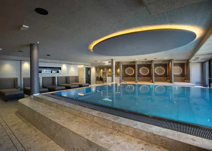 Chalet Tyrolian Apartments - By Familiaris - Pools 500 Meters Olang