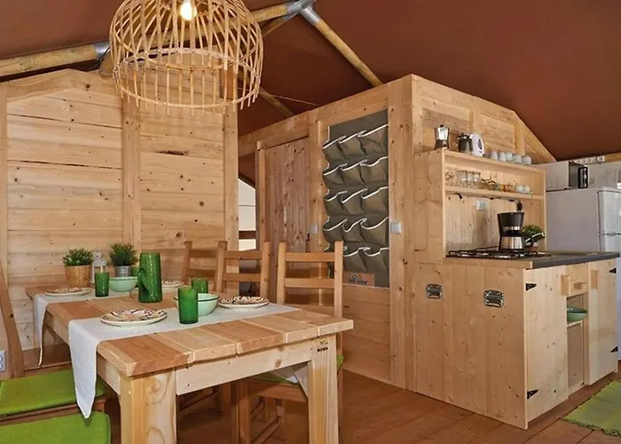 Camping Village Lago Maggiore Dormelletto