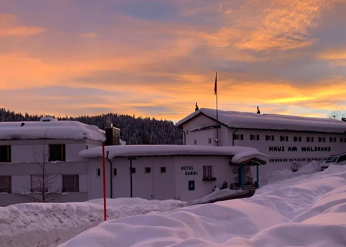 Hotel Haus am Waldrand Flims