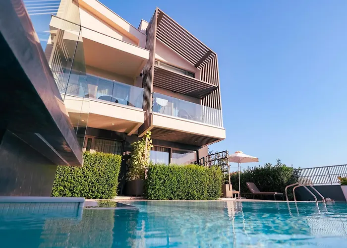 Serenity Suites Nikiti 