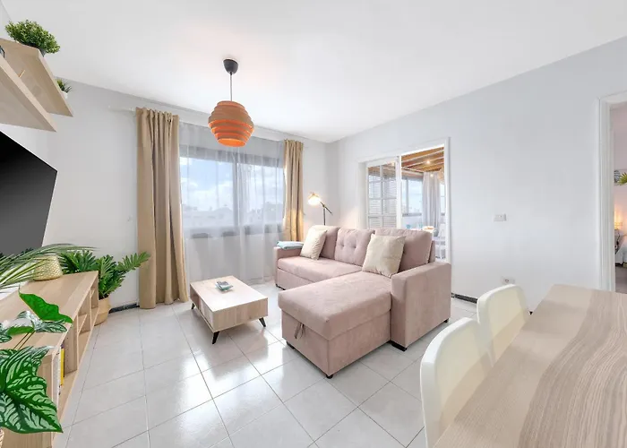 Casa Atassara - 500M To The Beach, Ping-Pong And Foosball By Lanzarote Vacation Homes Puerto del Carmen 