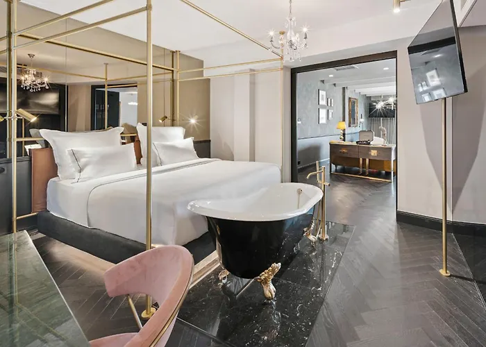 Skylark, Aluma Hotels & Resorts Athen
