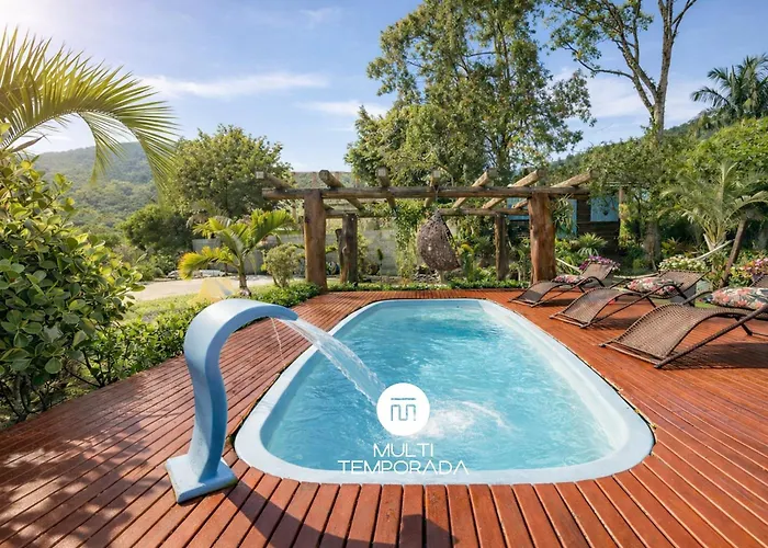 Casa Com Piscina Em Governador Celso Ramos/Sc