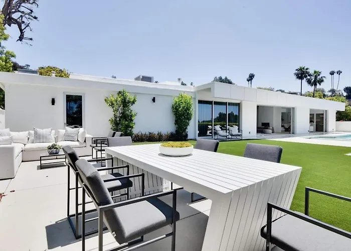 Villa Vista Modern Los Angeles