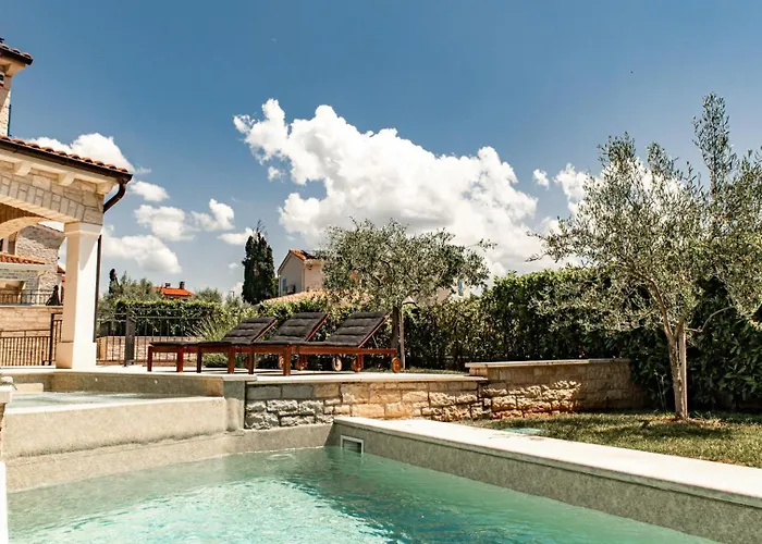 Beautiful Villa Torre IV With Sauna In Tar Tar-Vabriga