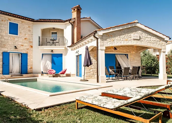 Beautiful Villa Torre II With Whirlpool In Tar Tar-Vabriga