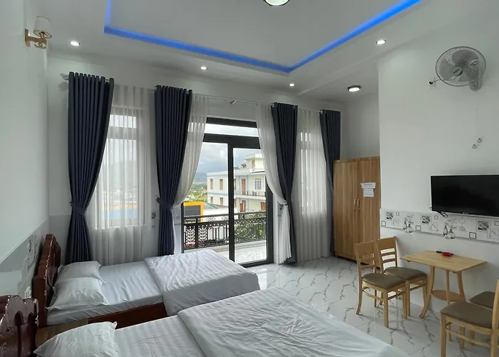 Hotel Nha Nghi Hoang Giang Me Linh