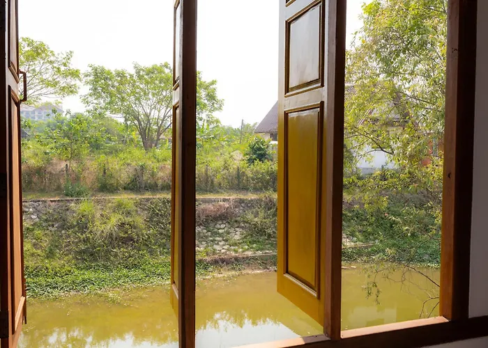 Vang Vieng Moment Resort