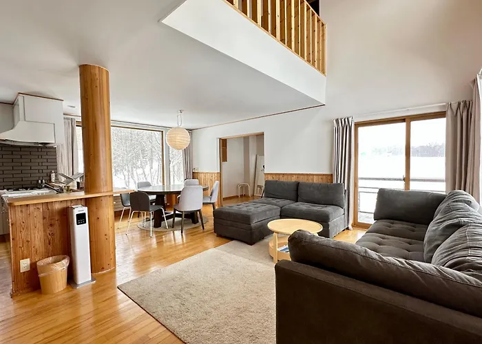 Cottage With Views Of The Niseko Mountain Range - Mountain View Niseko