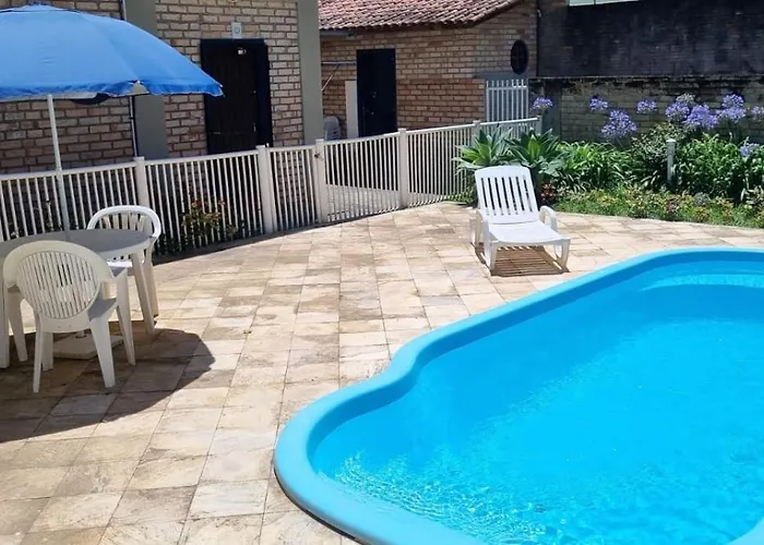 Casa Com Piscina 250 M Mar 4 Quartos Florianópolis