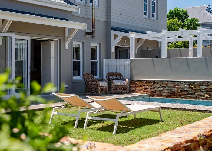 Villa Island Lifestyle On The Water Knysna