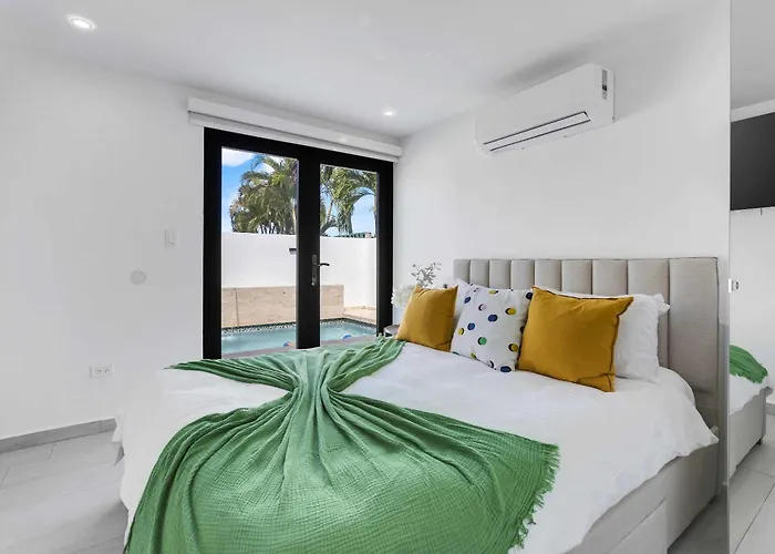 Aqua Casa A1 - Private & Fun 3 Bedroom B&B With Pool In Dorado Del Mar