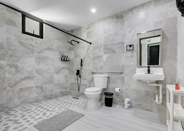 Aqua Casa A1 - Private & Fun 3 Bedroom B&B With Pool In Dorado Del Mar