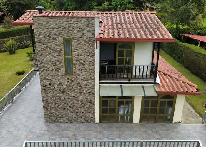 Casa Campestre Valle De Cocora, Salento Forest House