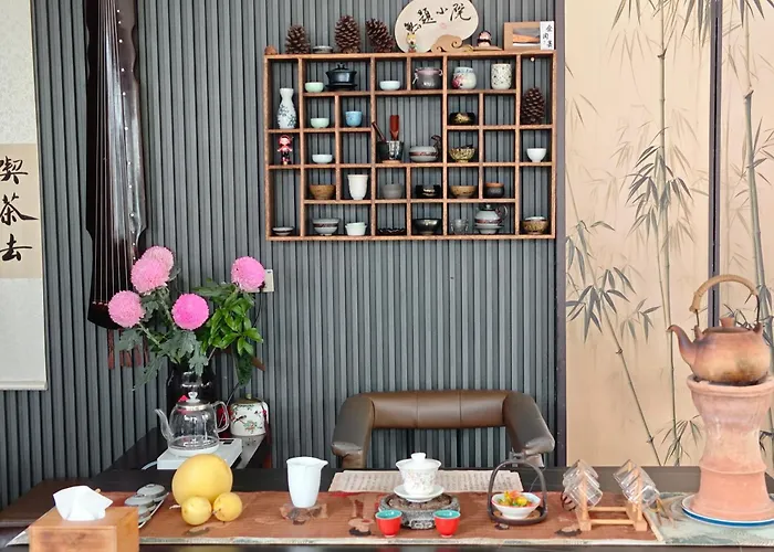 Untitled Courtyard B&B Guilin