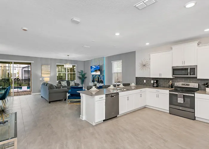 Amazing Family Home 8Min Disneyworld Pool/Spa Sleeps 24 Kissimmee