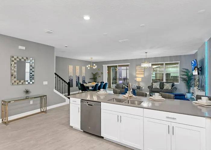 Amazing Family Home 8Min Disneyworld Pool/Spa Sleeps 24 Kissimmee