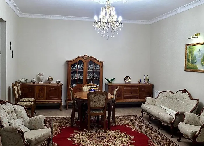 Уютный Грузинский Дом Fer House Kutaissi