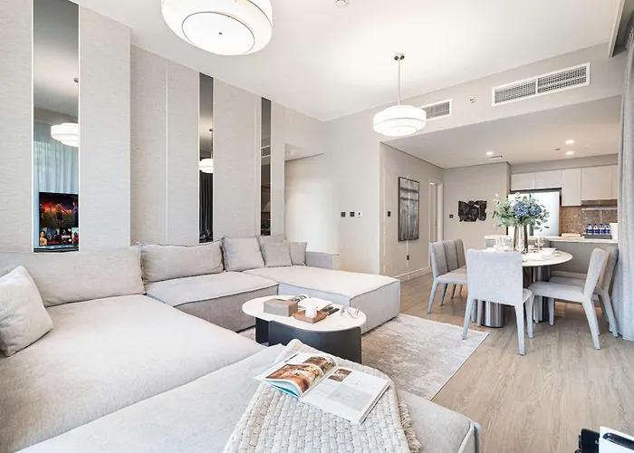 Luxury 4Br Prime Downtown Stay Dubai