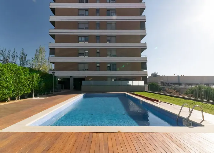 Ferienwohnung Penthouse With Private Terrace & Pool Access Cornellà de Llobregat