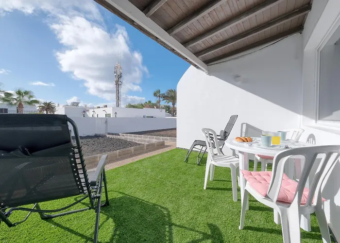 Suite Helios - 500M To The Beach By Lanzarote Vacation Homes Puerto del Carmen 