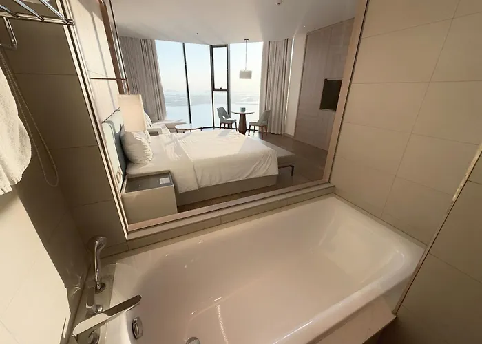 Apartments Sea View - Icon40 - Alacarte - New Life - 1 To 5 Bedrooms Hạ Long