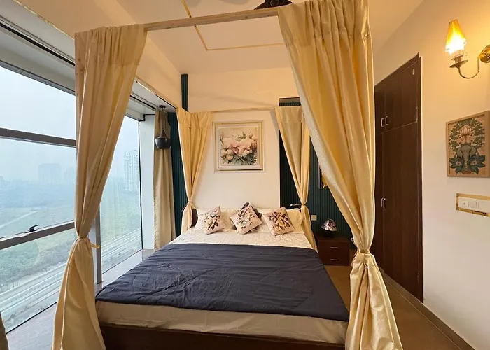 Spectrum Metro Mall 10 1Bhk Apartment Sector 75 Noida With Balcony Neu-Delhi