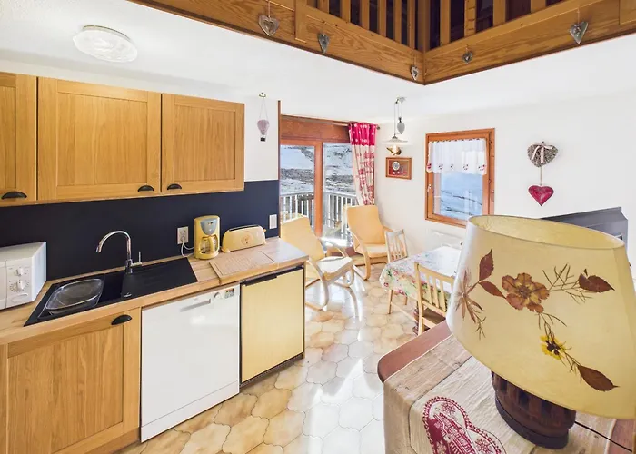 Appartement Les Gets Au Pied Des Pistes Avec Parking - Fr-1-623-188