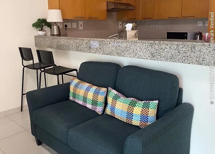 Business Bay Mahek Holiday Home Dubai