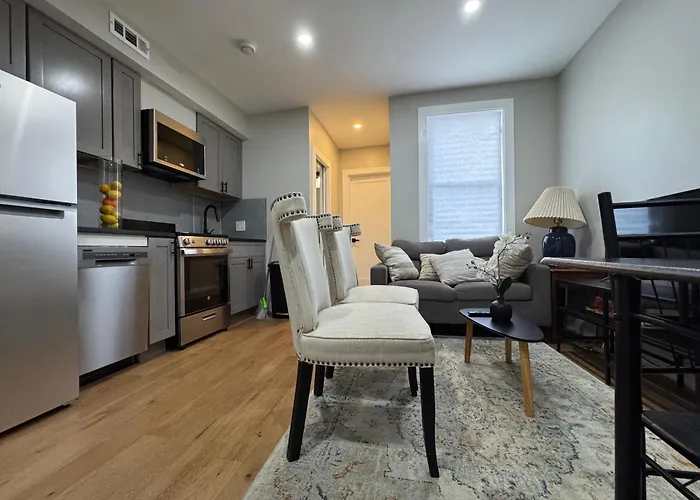 Perfectly Located 2Br Apt In Dc Near Metro Washington
