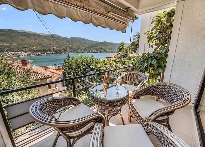 Hot Tub, Lake View, Old Town, Balcony, Parking Apt Ohrid