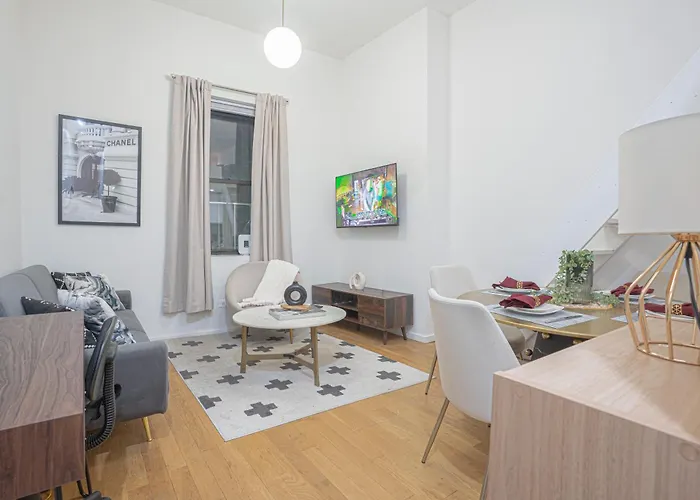 Charming Stay Near Williamsburg In Brooklyn New York