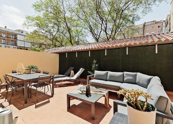Malena - 3 Bedrooms And Terrace In Eixample Esquerra Barcelona