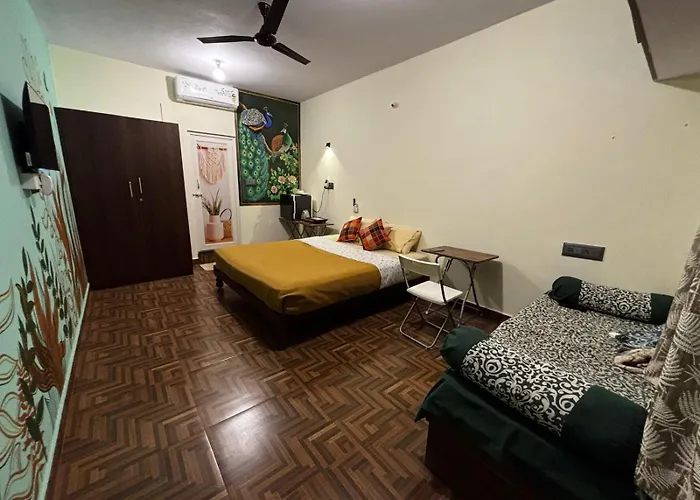 Sihi-2 Bhk Non Ac And Penthouse Ac Rooms Mysore