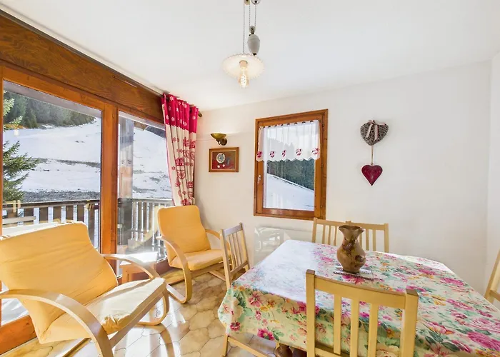 Appartement Les Gets Au Pied Des Pistes Avec Parking - Fr-1-623-188