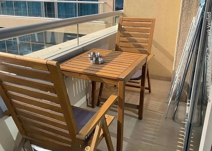 Business Bay Mahek Holiday Home Dubai