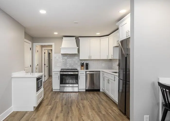 The Nomad 8Br Buyout 32 Guests In Hillsboro Nashville